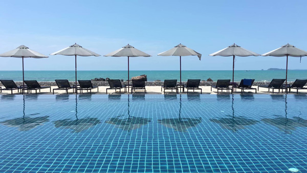 Pool Cleaning Service